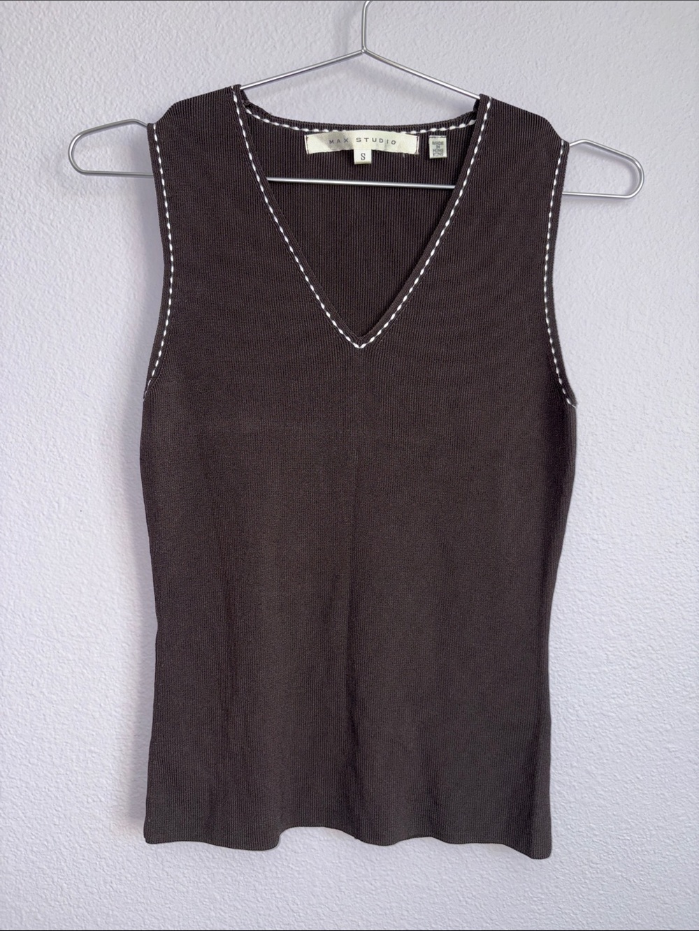 Max Studio Brown V-Neck Ribbed Tank with White Stitching